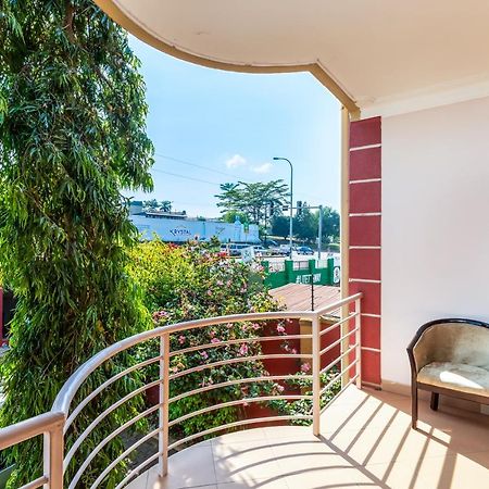 Entebbe Traveller'S Hotel Ngoại thất bức ảnh